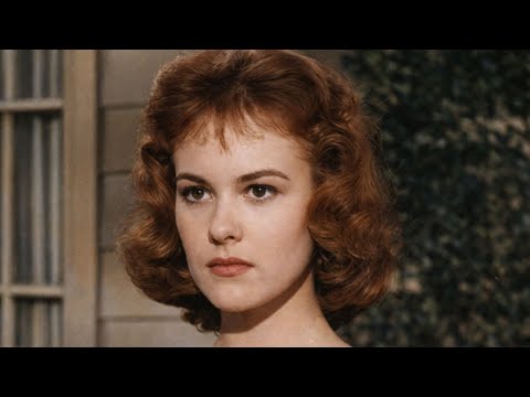 Shelley Fabares Lived A Double Life For 30 Years, And No One Knew—Until Now