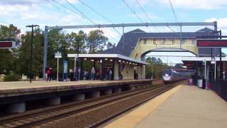 preview picture of video 'Amtrak's Acela flys through Old Saybrook, CT'