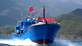 Bay lên Ninh Thuận ơi !