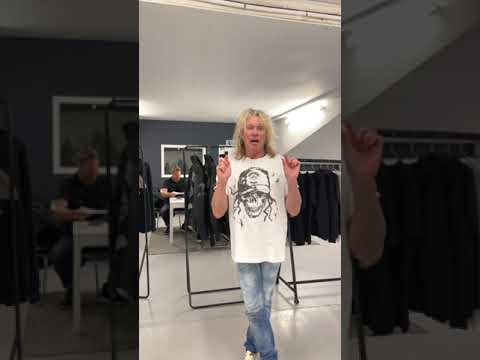 DEF LEPPARD - Overnight Angels Crew - A message from Rick Savage