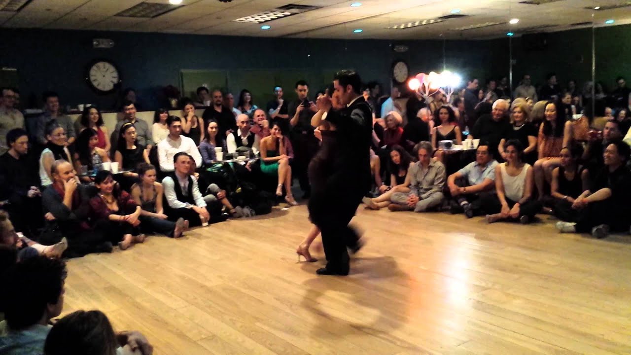 Argentine tango: Sol Alzamora & Leandro Capparelli - Sonar y nada mas/Milonga que peina canas