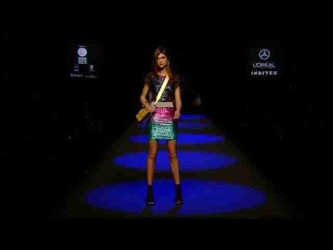 Esther Noriega presenta "Voyage 360" en Mercedes-Benz Fashion Week