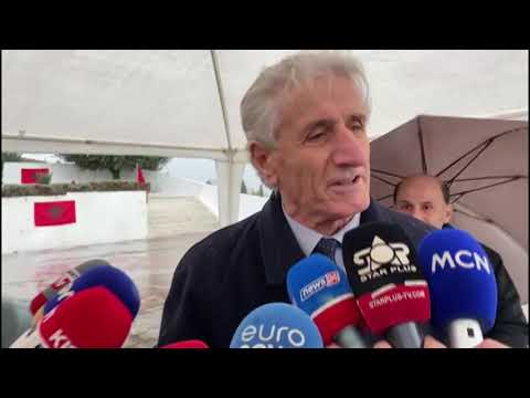 Top Channel/“S’ka ligj që ndalon foton e Enverit”/Kreu i PK: Alibeaj, nipi i kryeballistit