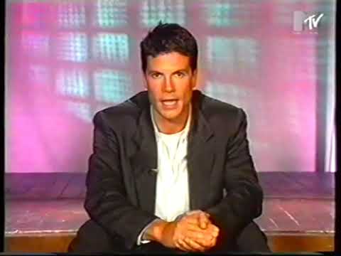 R.E.M. 1991-Late - MTV, USA (1991 Video Music Awards review)