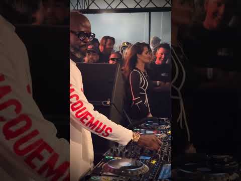 First African DJ to win a Grammy🇿🇦👨🏽‍🦲 #djblackcoffee #blackcoffee #techno #afrodeep