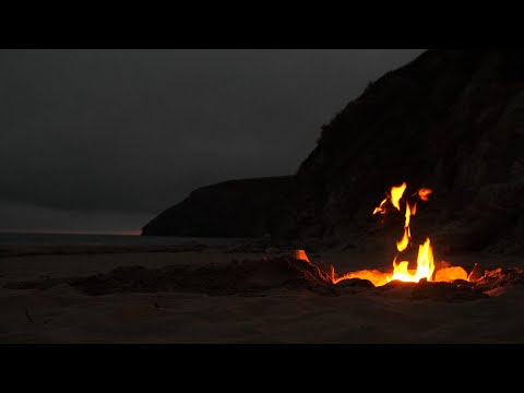 Campfire on the Beach, Ocean Waves, 4 hours Crackling Fire and Lapping Waves