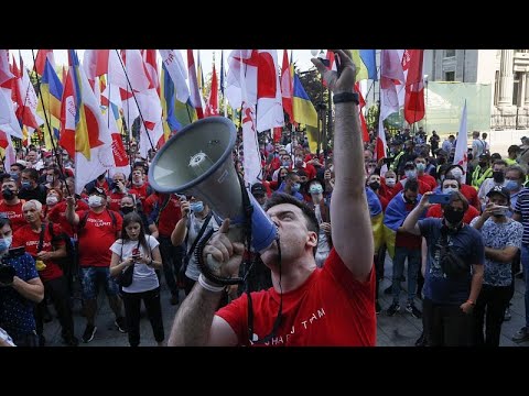 Киев: две манифестации, 15 задержанных