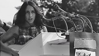 Joan Baez performs "We Shall Overcome" at the March on Washington