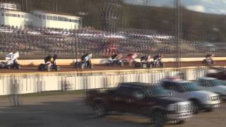 preview picture of video 'Lincoln Speedway 410 and 358 Sprint Car Highlights 4-26-14'