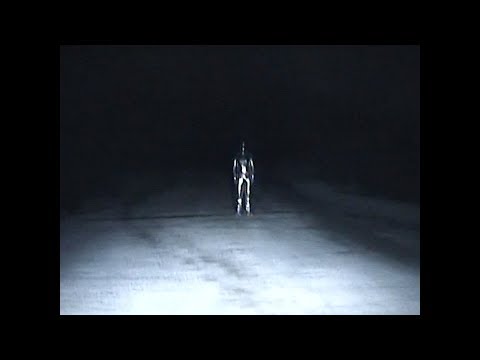 Nihil Piraye - Değildir (feat. Ezhel & Kamufle)