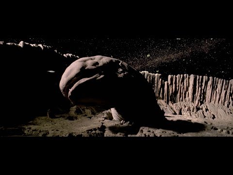 Star Wars: The Empire Strikes Back - Han and Leia escape the Space Slug