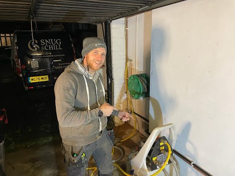 Watch: what is a power flush and how it works