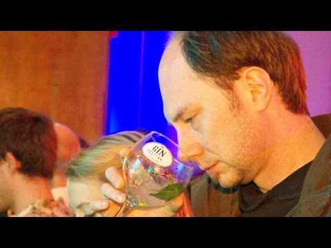 download lagu mp3 mp4 Across The Pond Gin, download lagu Across The Pond Gin gratis, unduh video klip Across The Pond Gin
