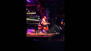 Tift Merritt - "Feel of the World" (2012-01-01)