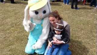 preview picture of video 'Chad Meets Easter Bunny in Catasauqua Park 2013'