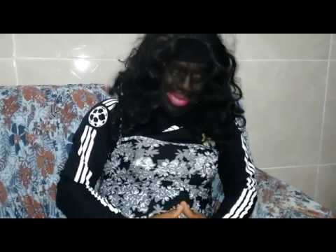 "É brincadeira, volta Dilma".