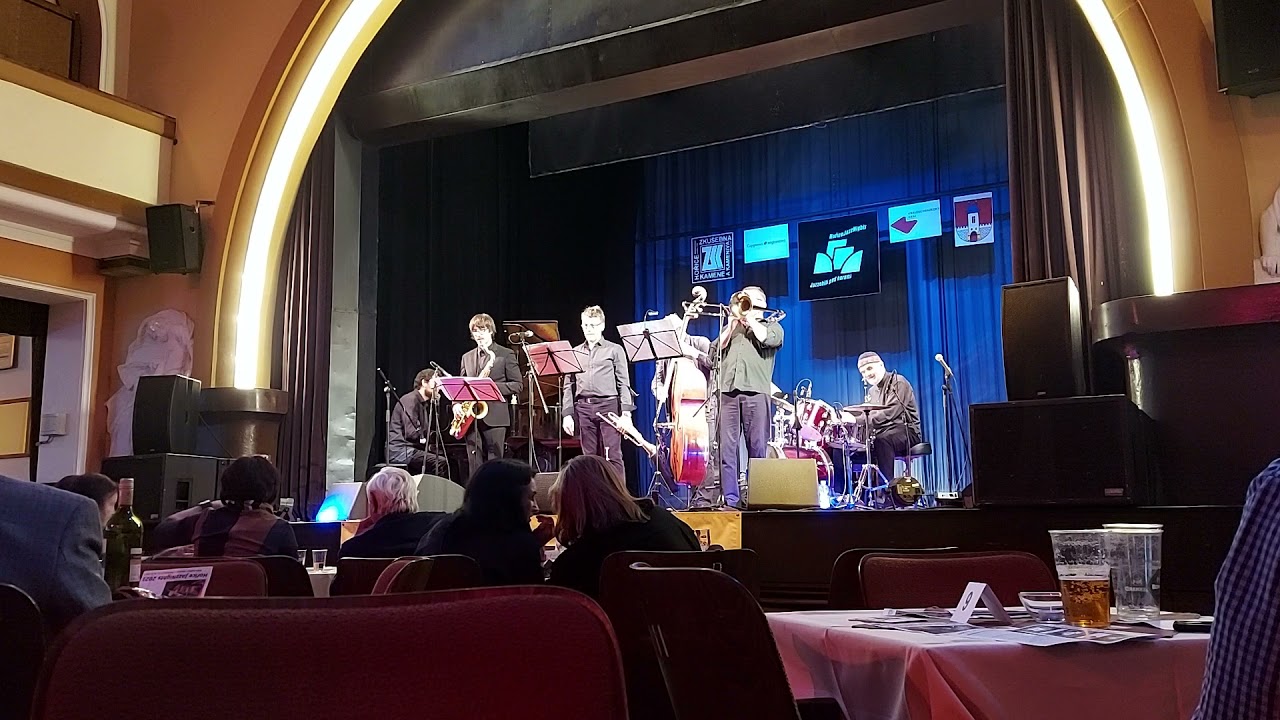 Josef Vejvoda Jazztet - Žádné skrupule (live)