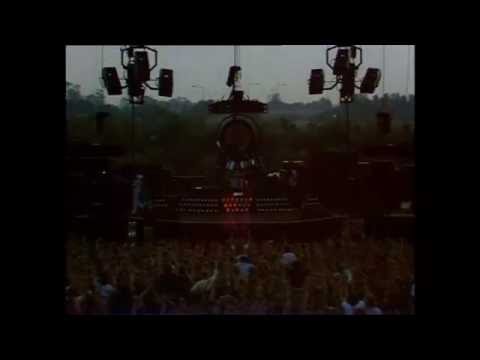 Queen We will rock you | Live at the bowl | Hot Space Tour '82