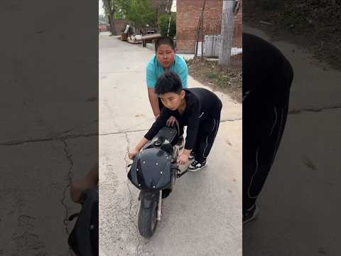 🚲 The Bike Stopped, But Humanity Didn’t ❤️🙌 #kindness​ #shorts​