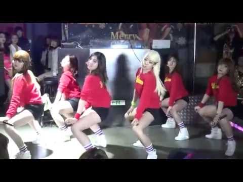 AMUZ×BATS     Hello Venus  Wiggle Wiggle  COVER