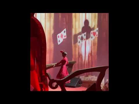 "Alice in a Wonderland" by Averbukh Iceshow, The Red Queen Olga Guseva & Ekaterina Gordeeva