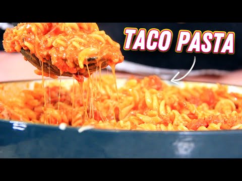 Super Cheesy, One Pot Taco Pasta Recipe | Dinner in 15 Mins!