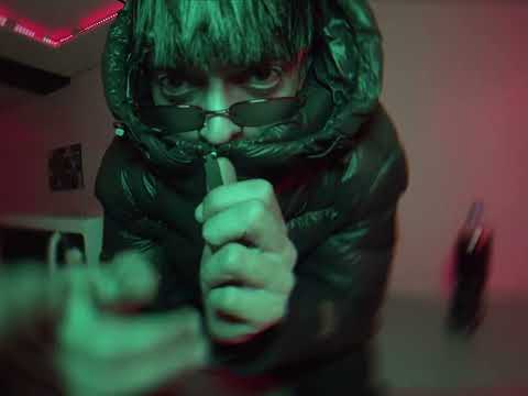 Kira7 -  MEDICAL ( Official Music Video ) Prod. by @Salvh