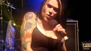 Beth Hart - Happiness... any day now live @ Effenaar, Eindhoven