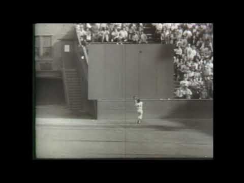 Willie Mays makes "THE CATCH"! His famous over-the-shoulder grab is one of the best EVER!