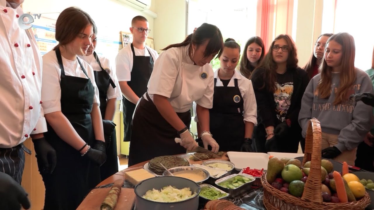 Урок по приготвяне на здравословна закуска се проведе в ОУ  "Св. Климент Охридски" в Хасково