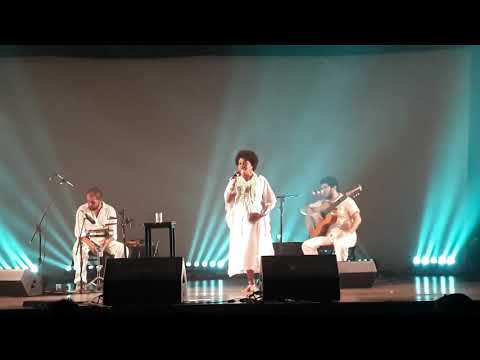 Glória Bonfim - Afoxé de Oxalá (Luiz Antônio Simas)Show Sesc Pompéia - 2019