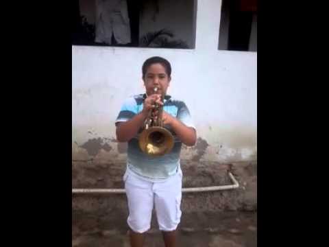 Garoto da famusba com Apenas 10 anos jogando duro no Trompete