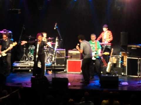 la mississippi y debora dixon rock me baby ..la trastienda