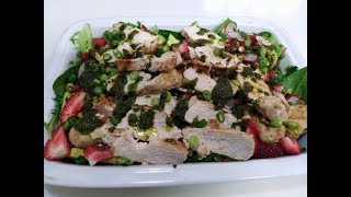 オーストラリアで作るボリューム万点！食べるチキンサラダ