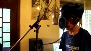 White Reggae Artist Freestyle in jamaican Patois (Hot Live Sessions by DreaDnuT)