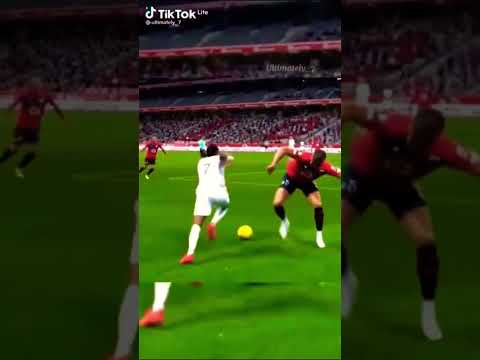 Les dribbles les plus fous dans le football #foot