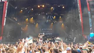 Twice - Catfish and the Bottlemen (Live at Lollapalooza, Paris, 22.07.18)