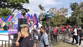 Download lagu Konvoy Kang Mus Launching Preman Pensiun 6 di Tegalega Bandung. mp3