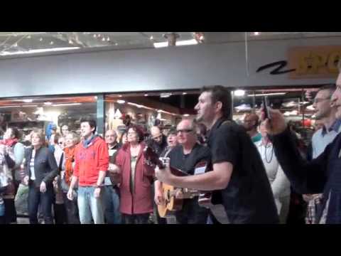 Flashmob Vocalist Auchan Martigues