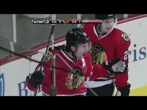 Patrick Sharp nets hat trick versus Avalanche