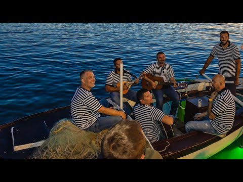 Dalmacijo ti si zadnja luka / Branimir Bubica i klapa Sebenico (Koncert na brodu)