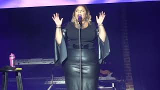 Tamela Mann Macon ga  Through it all