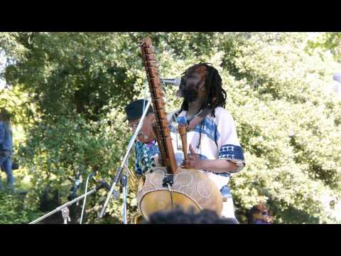 Youssoupha Sidibe and Charles Neville-Rejuvenation Festival 20 May-2012