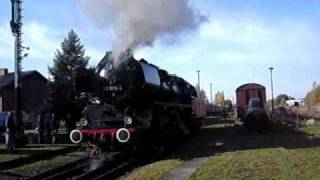 preview picture of video 'Dampflok  BR 50 3610-8 ( 1 ) Salzwedel  23.10.2010'