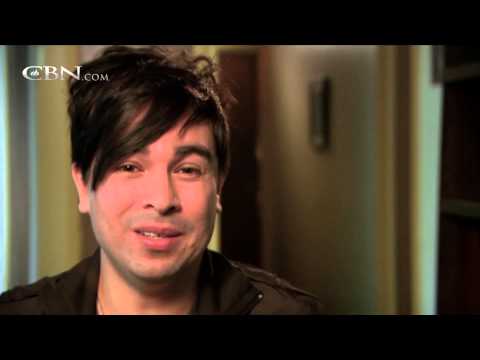 700 Club Interactive: Parenting S.O.S. – April 16. 2015