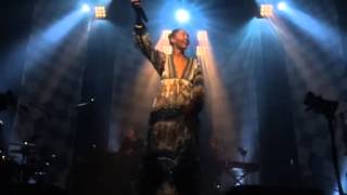 Ayo La Cigale 13/11/2013 How Many times