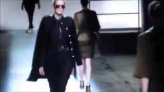 David Bowie Is - Fashion - Lyrics in Chicago