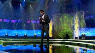 Gareth Gates sings "His Eye is on the Sparrow" on The Big Sing