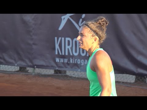 Tennis, Errani e Paoletti avanti all'Open delle Puglie di Bari