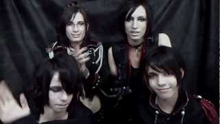 INVIDIE - Debut single HOLLOW (Comment)